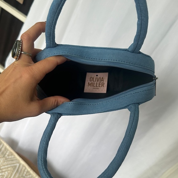 3/$20 💥 Olivia Miller Heart Shape Jewel Embellished Mini Clutch Bag Purse NWT - Picture 14 of 17